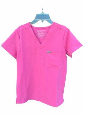 NWOT Figs F’Ing Pink Catarina scrub top
